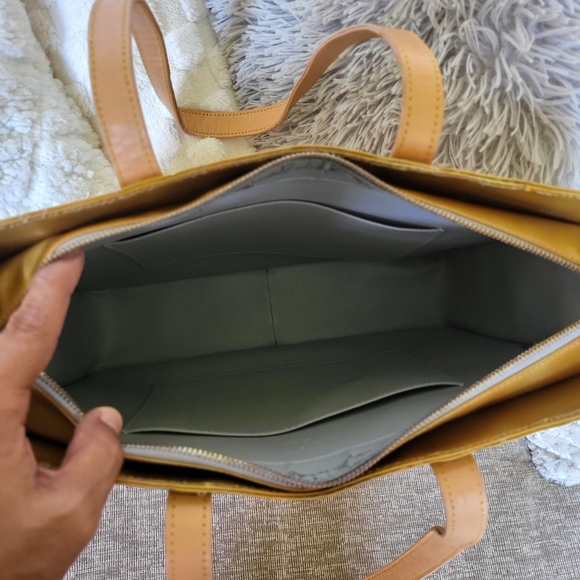 Louis Vuitton Vernis Large Luco Tote.. Authentic Made in Spain 1999.. - Picture 7 of 14